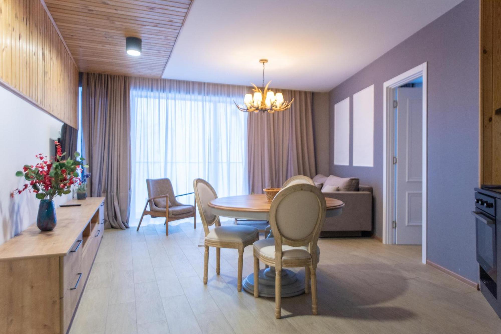 Gudauri Atrium Aparthotel Exteriör bild